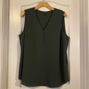 ADRIANNA PAPELL V-Neck Sleeveless Top Size Large